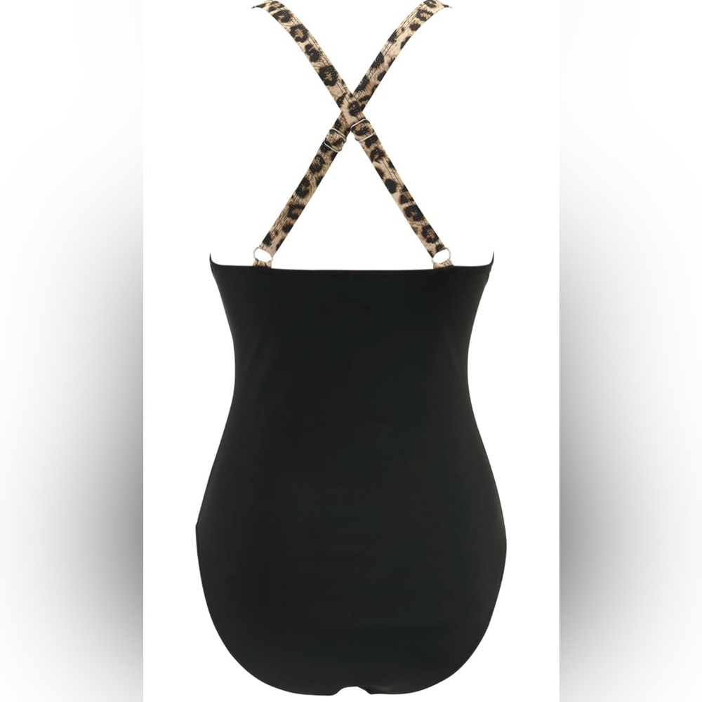 Super Cute Cutout One Piece Swimsuit with Tummy Control - Picture 14 of 16